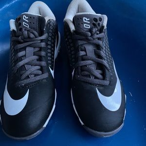 NIKE FOOTBALL CLEATS